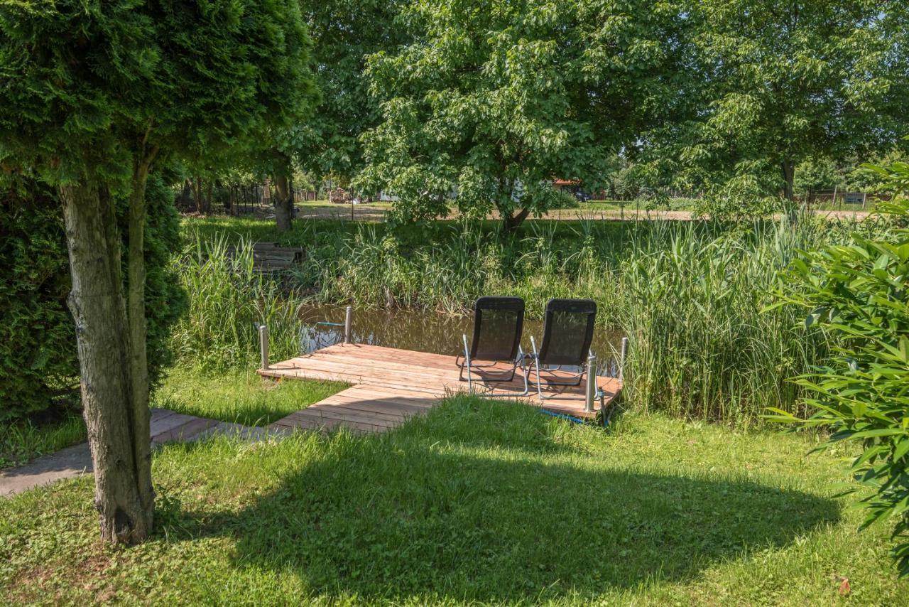Vila Posteleki Vendeghaz-Nyugalom Szigetei Gyula Exteriér fotografie
