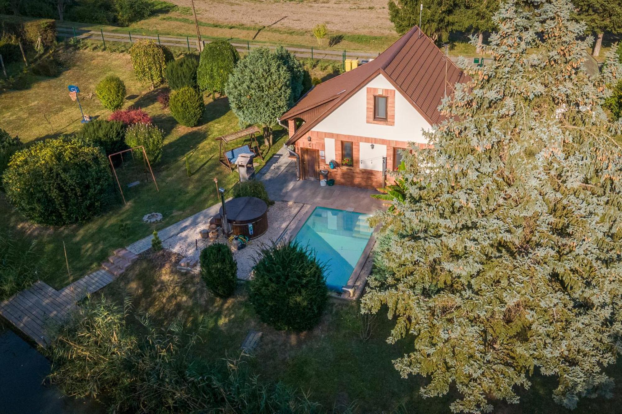 Vila Posteleki Vendeghaz-Nyugalom Szigetei Gyula Exteriér fotografie